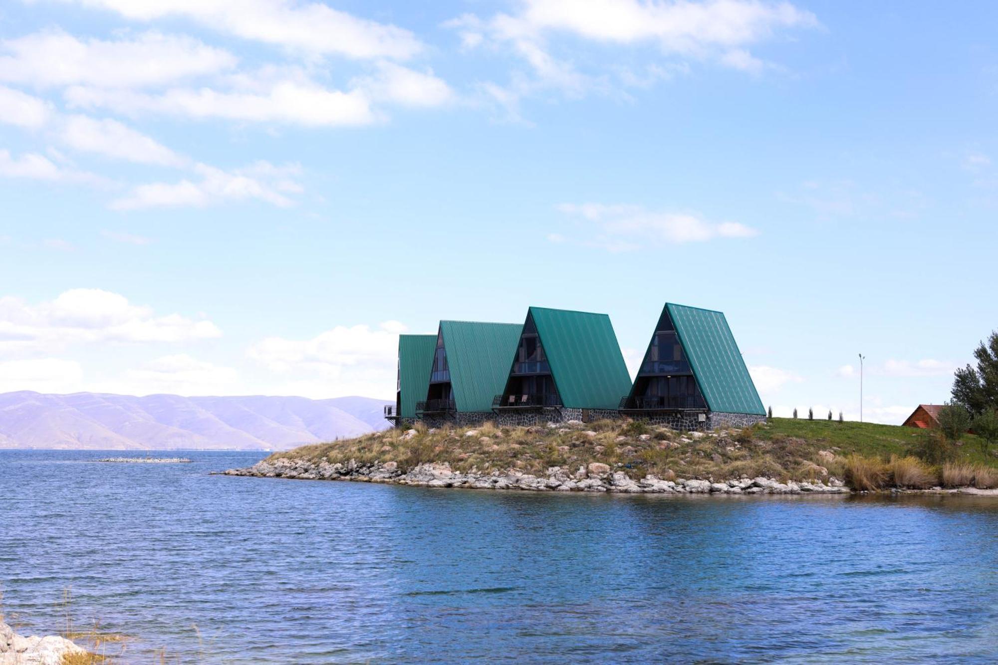 Noy Land Resort Sevan Buitenkant foto