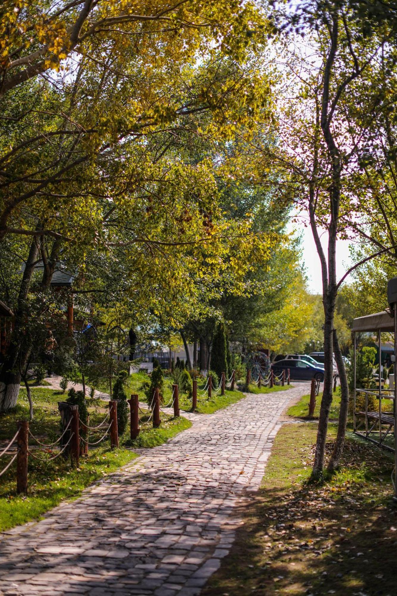 Noy Land Resort Sevan Buitenkant foto